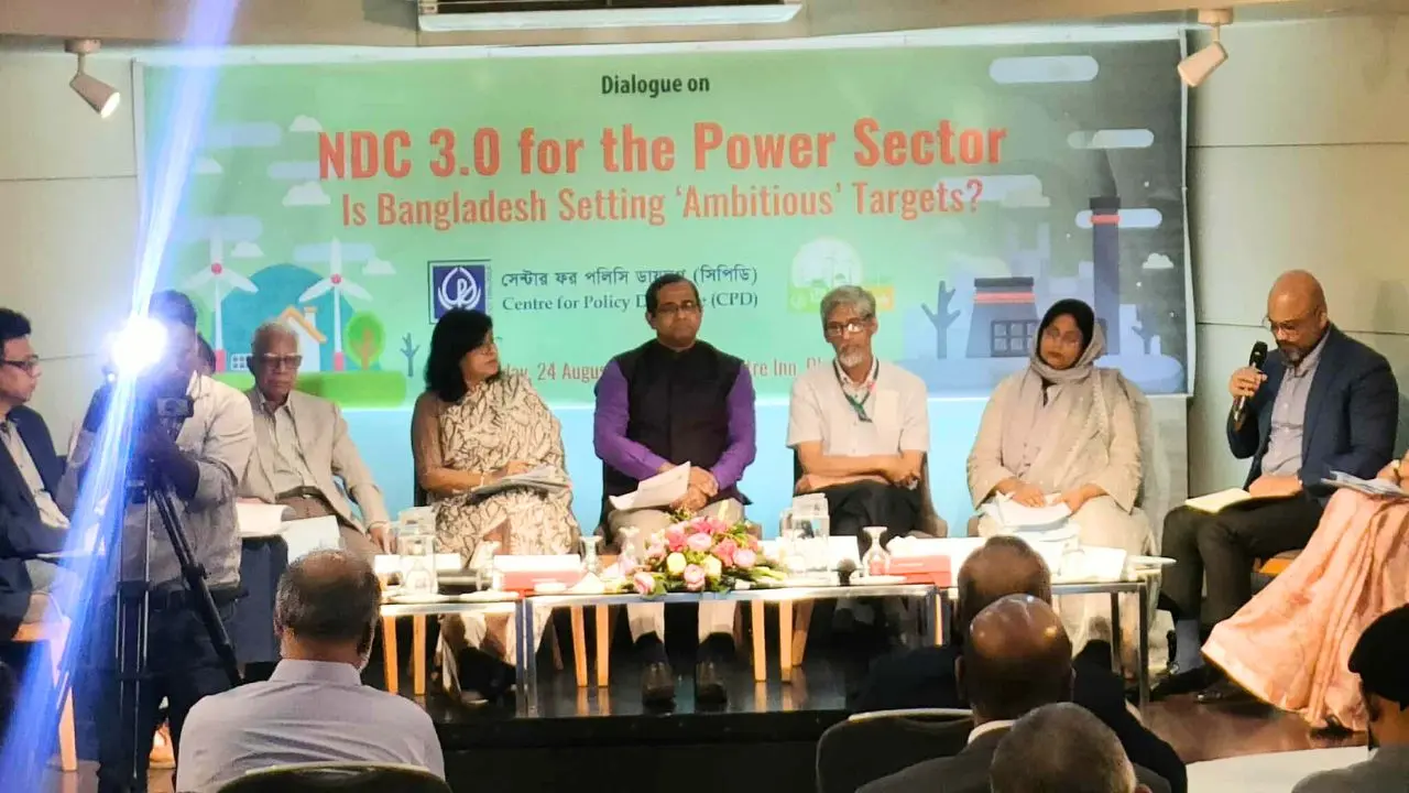 ঐক্যবদ্ধ-স্মার্ট কৌশল গ্রহণে দেশে নবায়নযোগ্য জ্বালানিতে সফল হওয়া সম্ভব