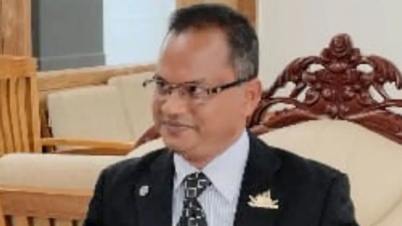 ছাত্রীদের কুপ্রস্তাব, চবি শিক্ষক সাইদুল সাময়িক বরখাস্ত