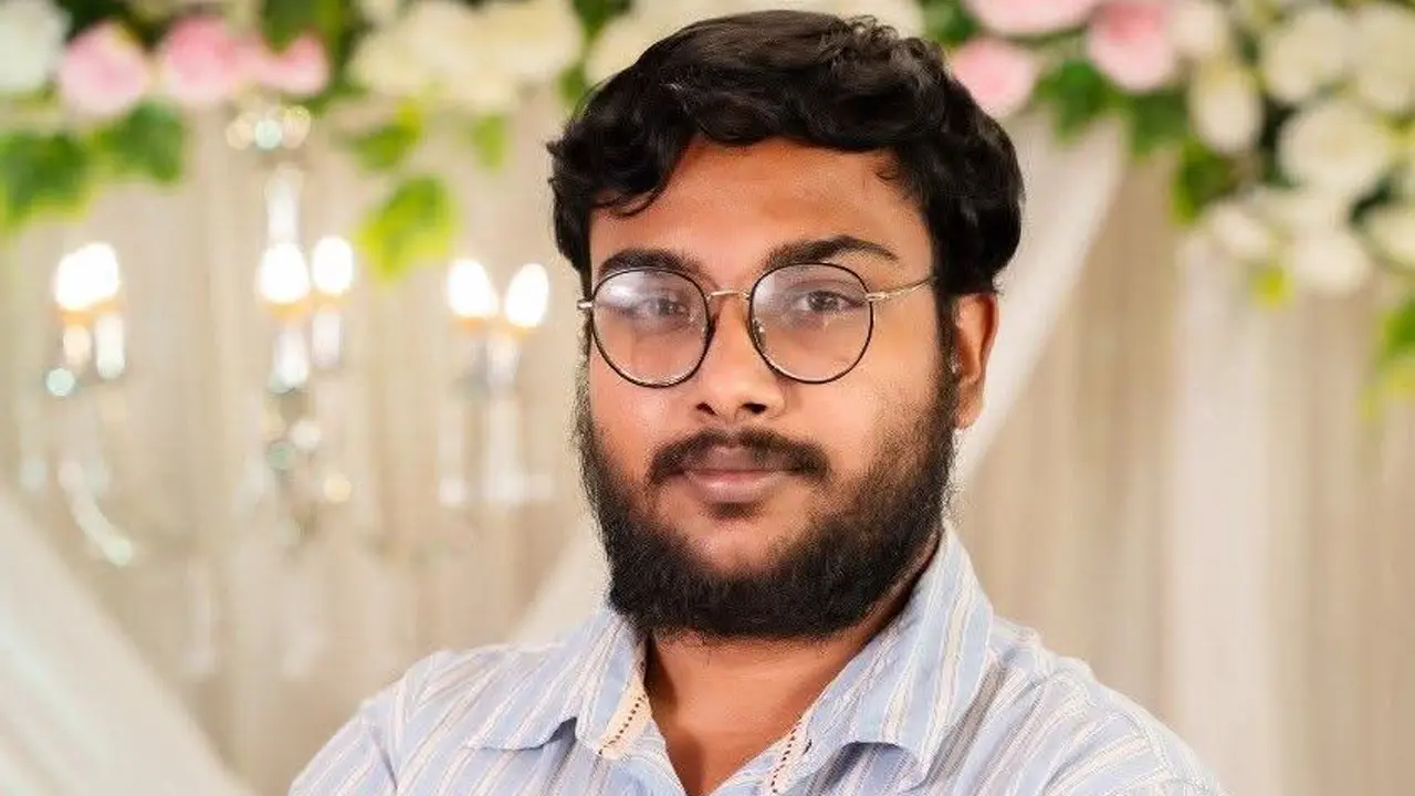 প্রতিরোধ পর্ষদ প্যানেল থেকে বেরিয়ে স্বতন্ত্র প্রার্থী ছাত্র গণমঞ্চ নেতা