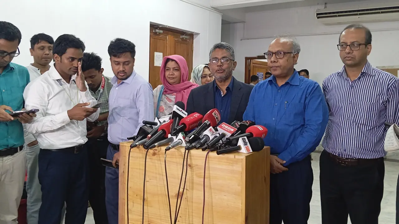শেষ দিনে ডাকসুর ফরম নিলেন ৪৪২ জন, মোট ৫৬৫