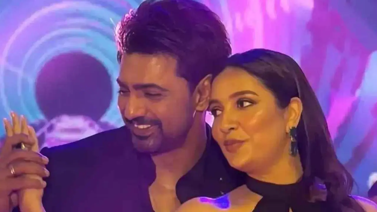 দেব-শুভশ্রীর সিনেমার অগ্রিম টিকিট বুকিংয়ের ঝড়!