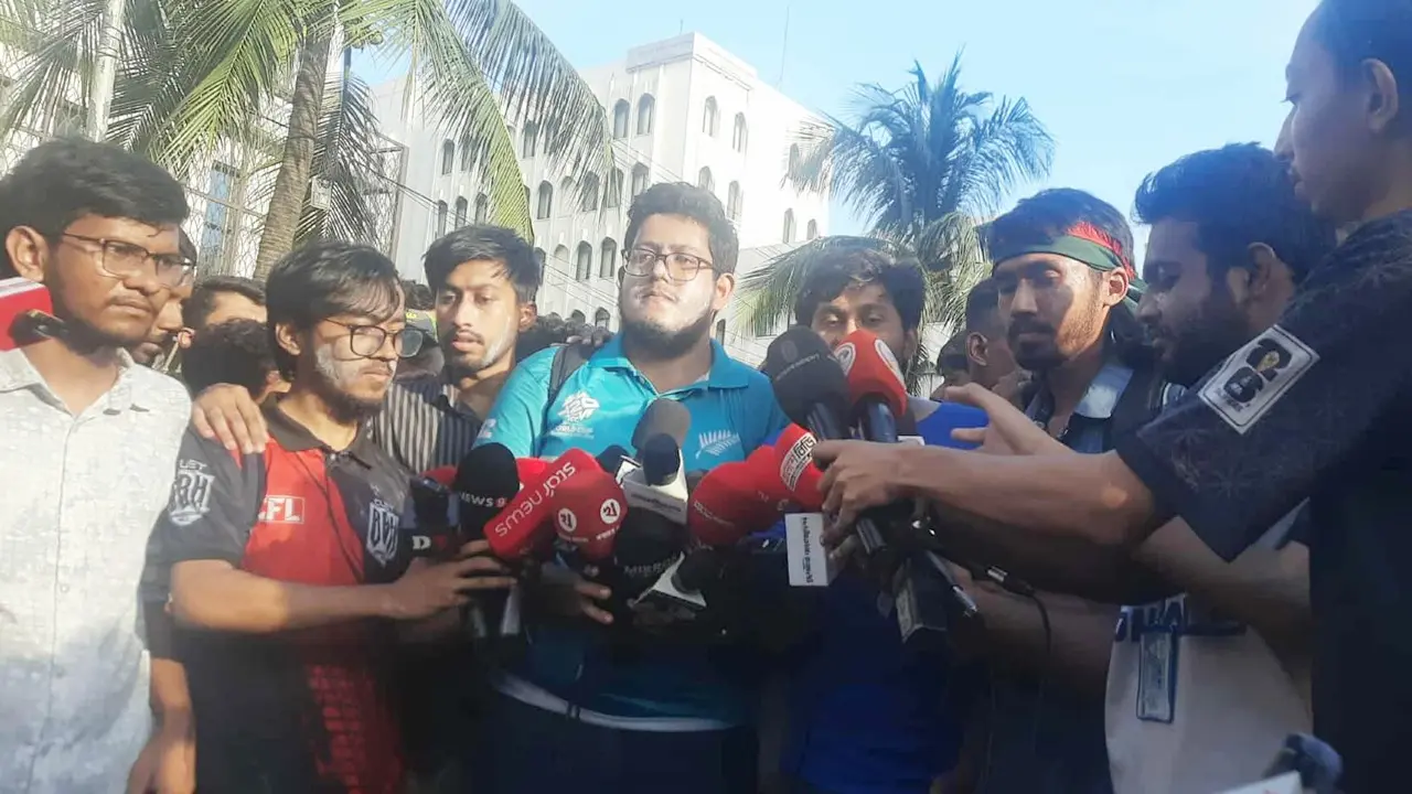 কমিটি প্রত্যাখ্যান, ৫ দাবি ঘোষণা প্রকৌশল শিক্ষার্থীদের