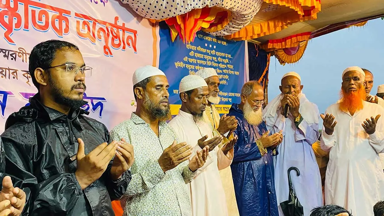 নিজ এলাকায় এনসিপির কমিটি দিয়ে বিতর্কে হান্নান মাসউদ