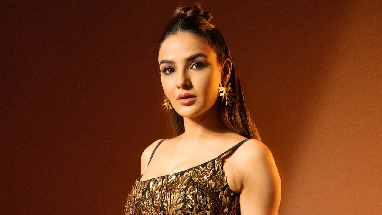 ‘পরিচালক অন্য কিছু করানোর চেষ্টা করছিলেন’