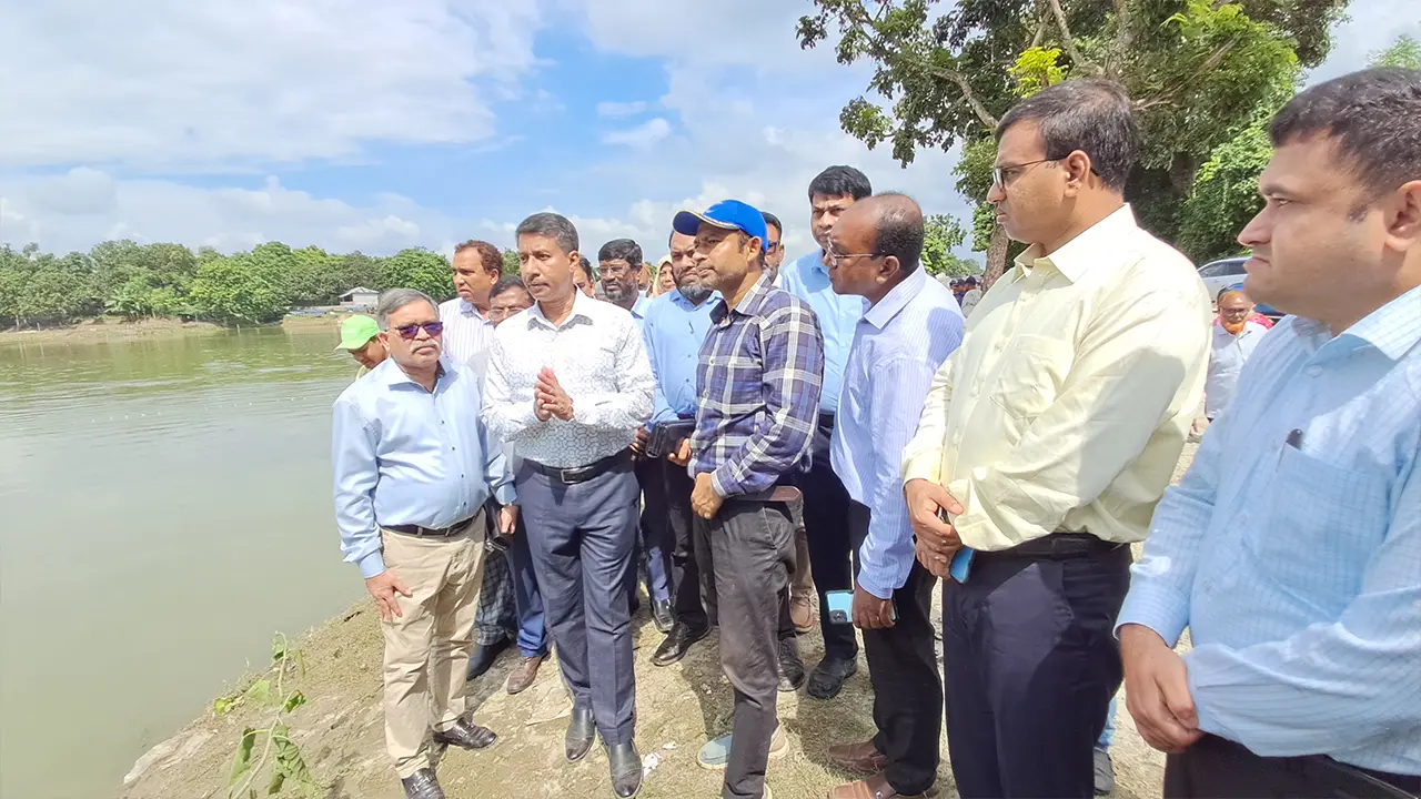 বরেন্দ্র অঞ্চলে কম পানি লাগে এমন ফসল চাষাবাদে উদ্বুদ্ধ করা হচ্ছ