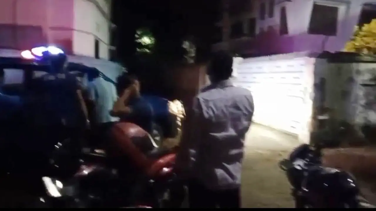 লতিফ সিদ্দিকীর বাসায় আগুনের ভিডিওটি গুজব