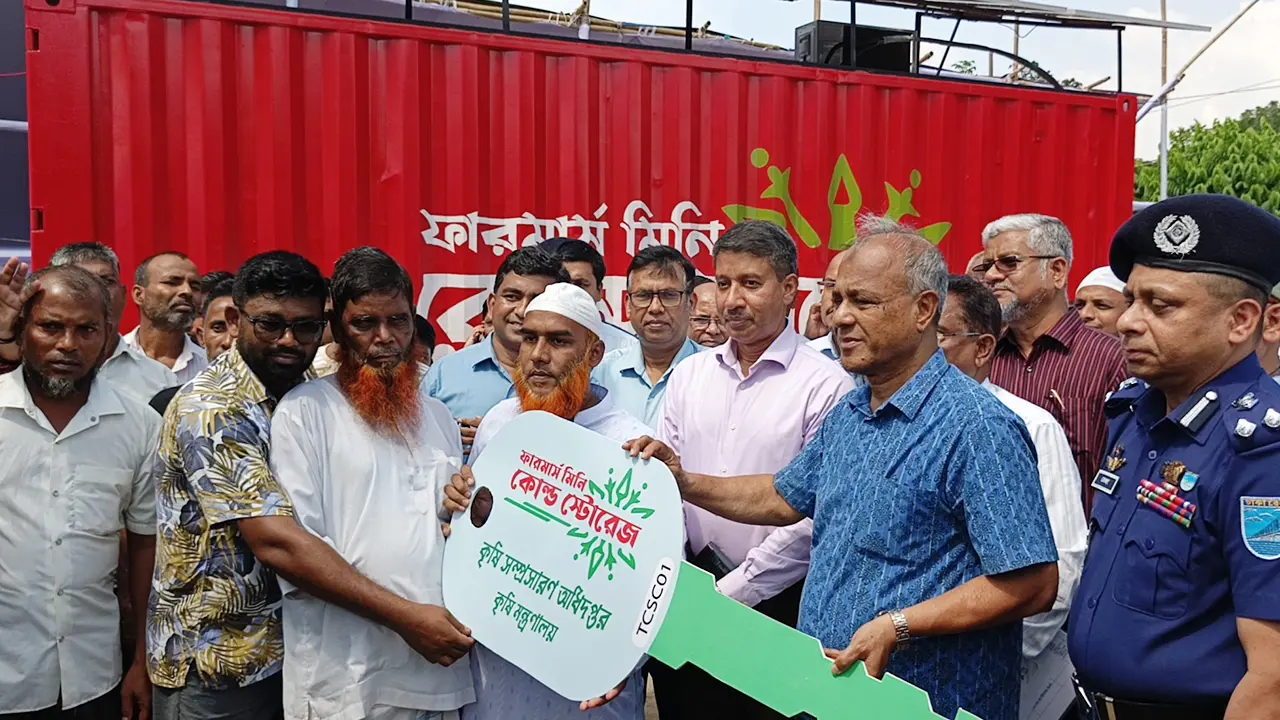 দেশে কৃষকরা কোনো সুবিধা পান না: কৃষি উপদেষ্টা