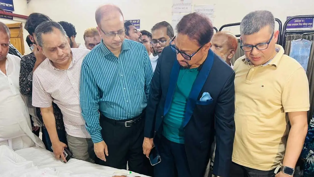 চবিতে সংঘর্ষের ঘটনায় বিচার বিভাগীয় তদন্তের দাবি চসিক মেয়রের