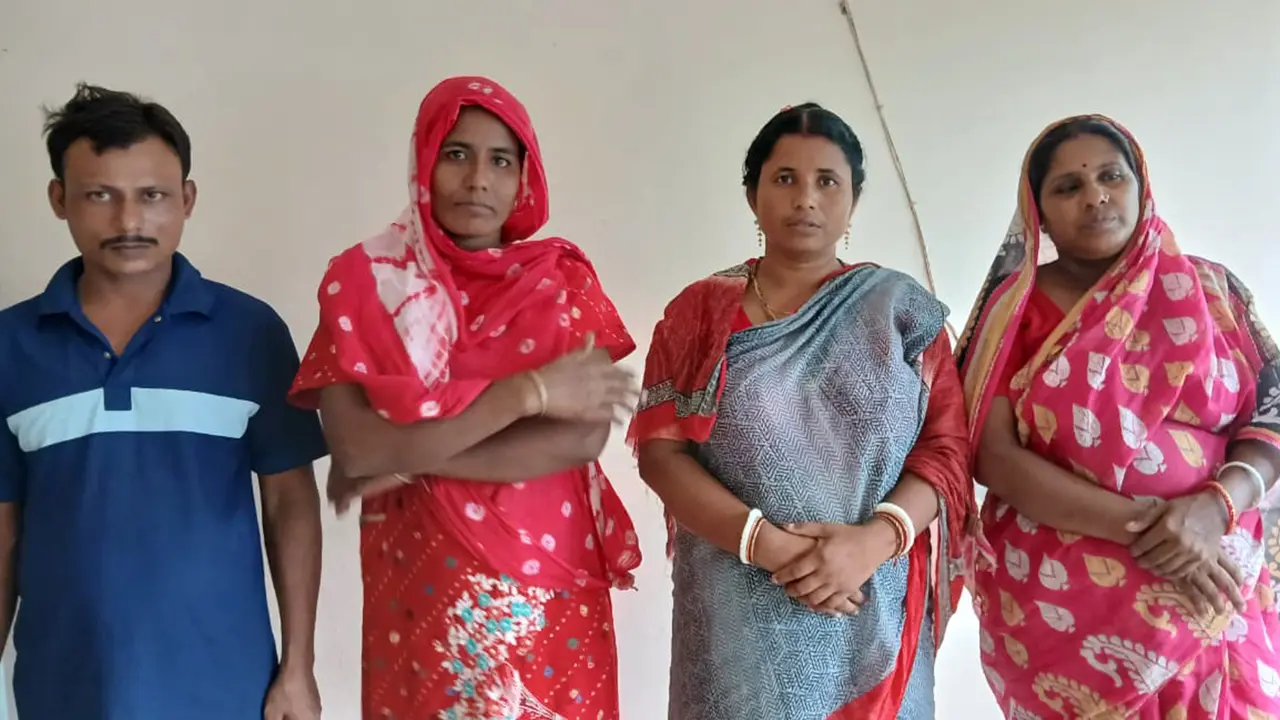 মেহেরপুর সীমান্তে ৪ জনকে বিএসএফের পুশ ইন