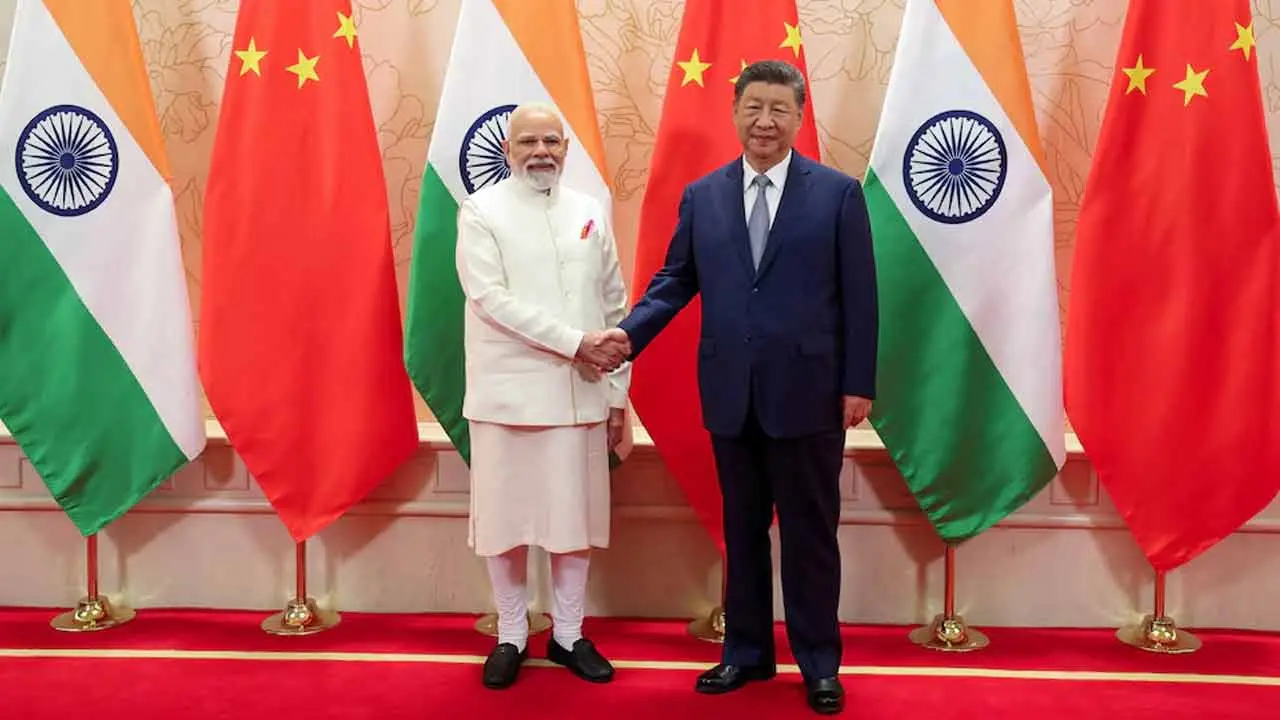 চীন-ভারতের জন্য বন্ধুত্বই সঠিক পথ: মোদির সঙ্গে বৈঠকে শি জিনপিং