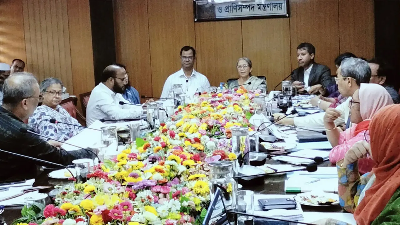 হাওরে বালাইনাশক নিয়ন্ত্রণে জাতীয় কমিটির প্রথম সভা