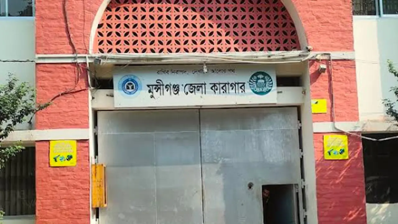 মাদরাসাছাত্রীকে ধর্ষণের চেষ্টা, শিক্ষক কারাগারে