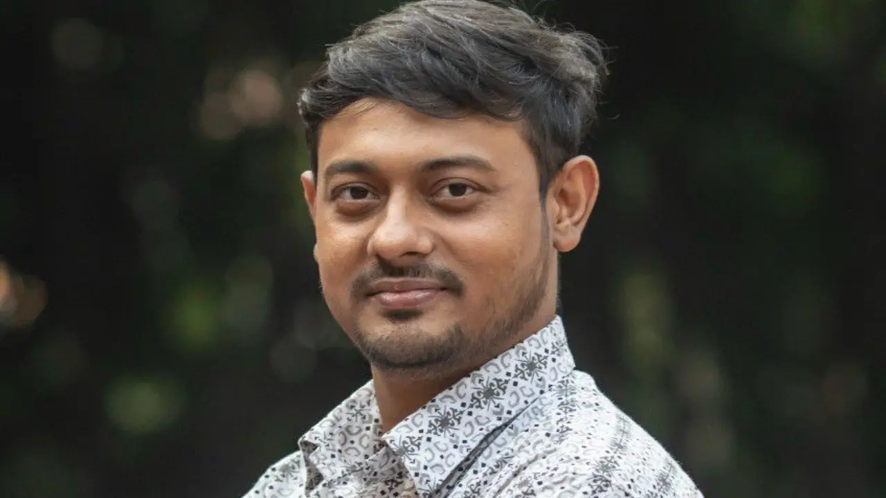 ‘ঘুরতে যাওয়া অপরাধ নয়’—শোকজ নোটিশের জবাবে নাসীরুদ্দীন