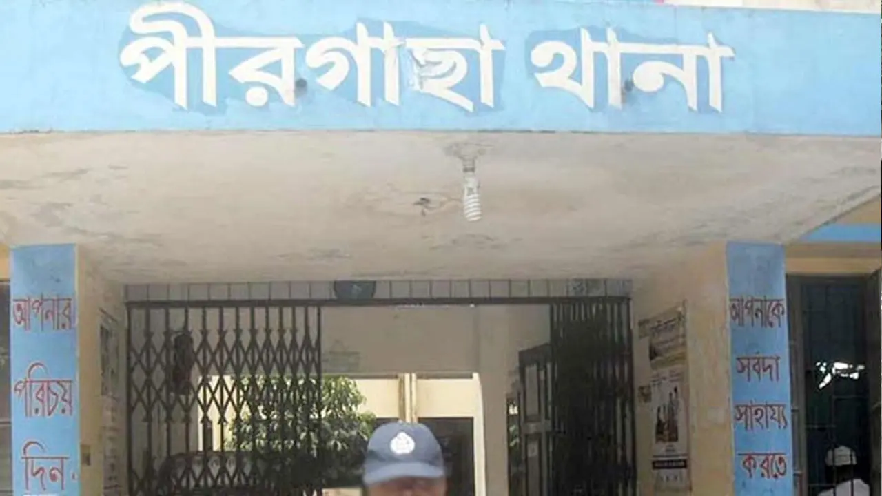 চাঁদাবাজির অভিযোগে ৬ জনকে আসামি করে বিএনপি নেতার মামলা