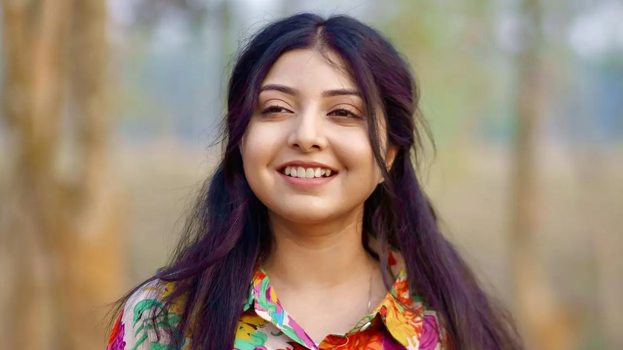 ক্রুজার বোটে পরিবার নিয়ে কোথায় ছুটলেন পড়শী?