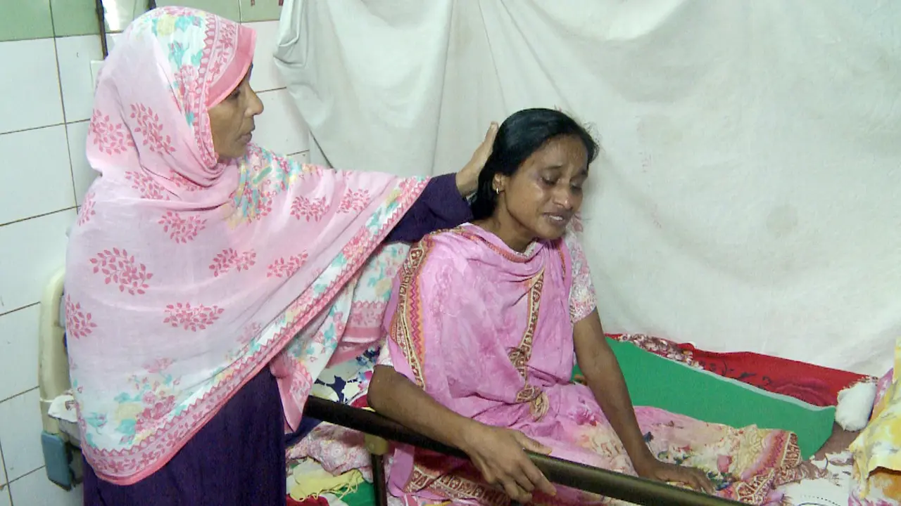 ‘পঙ্গু জীবনটা নিয়ে আমাকে কে টানবে’