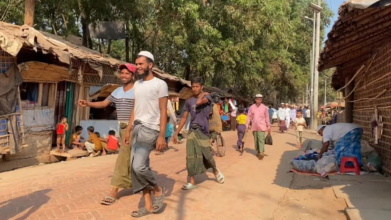 আট বছরেও রোহিঙ্গাদের দেশে ফেরানো যায়নি