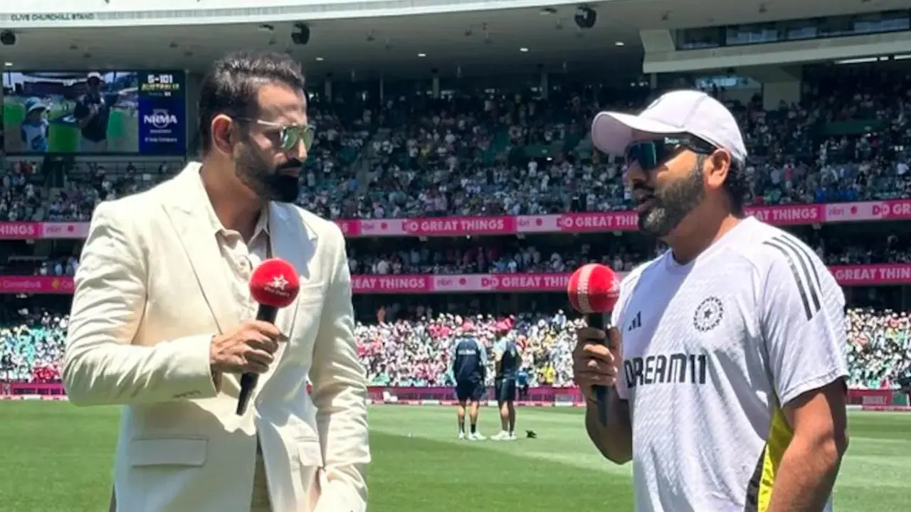 ‘ইচ্ছা না থাকলেও ক্যামেরার সামনে রোহিতের প্রশংসা করতে হয়েছিল’