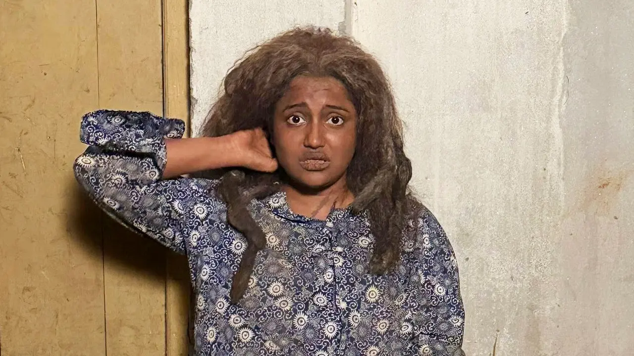 সুন্দরী এই অভিনেত্রীকে চেনা যায়?