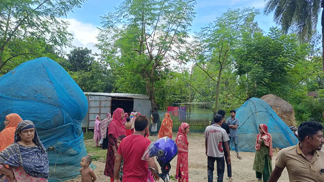 ডিভোর্স লেটার পেয়ে অভিমানে স্বামীর আত্মহত্যা!