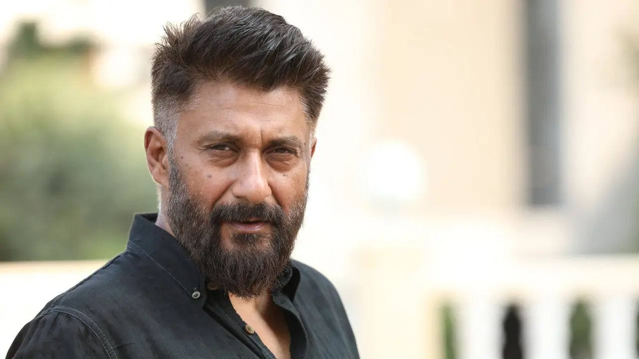 বির্তকে জড়ালেন পরিচালক বিবেক অগ্নিহোত্রী