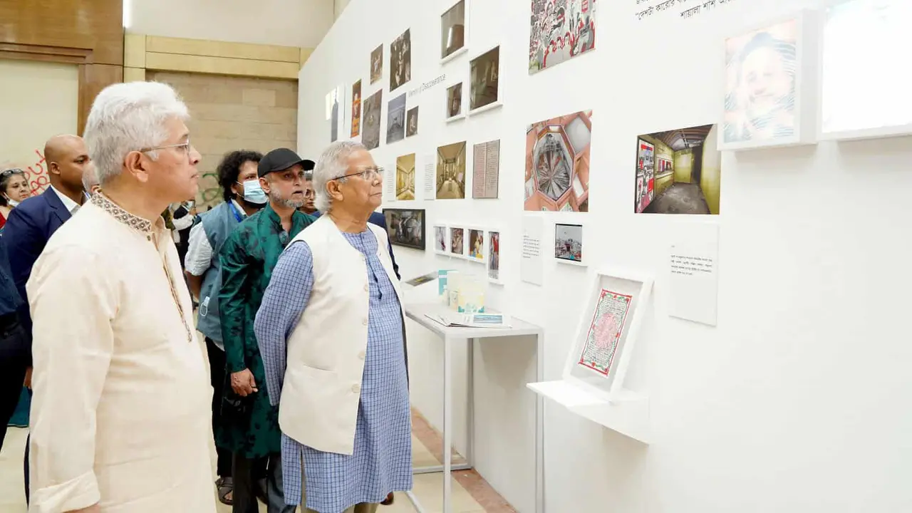 ‘জুলাই গণঅভ্যুত্থান স্মৃতি জাদুঘর’ পরিদর্শন করলেন প্রধান উপদেষ্টা