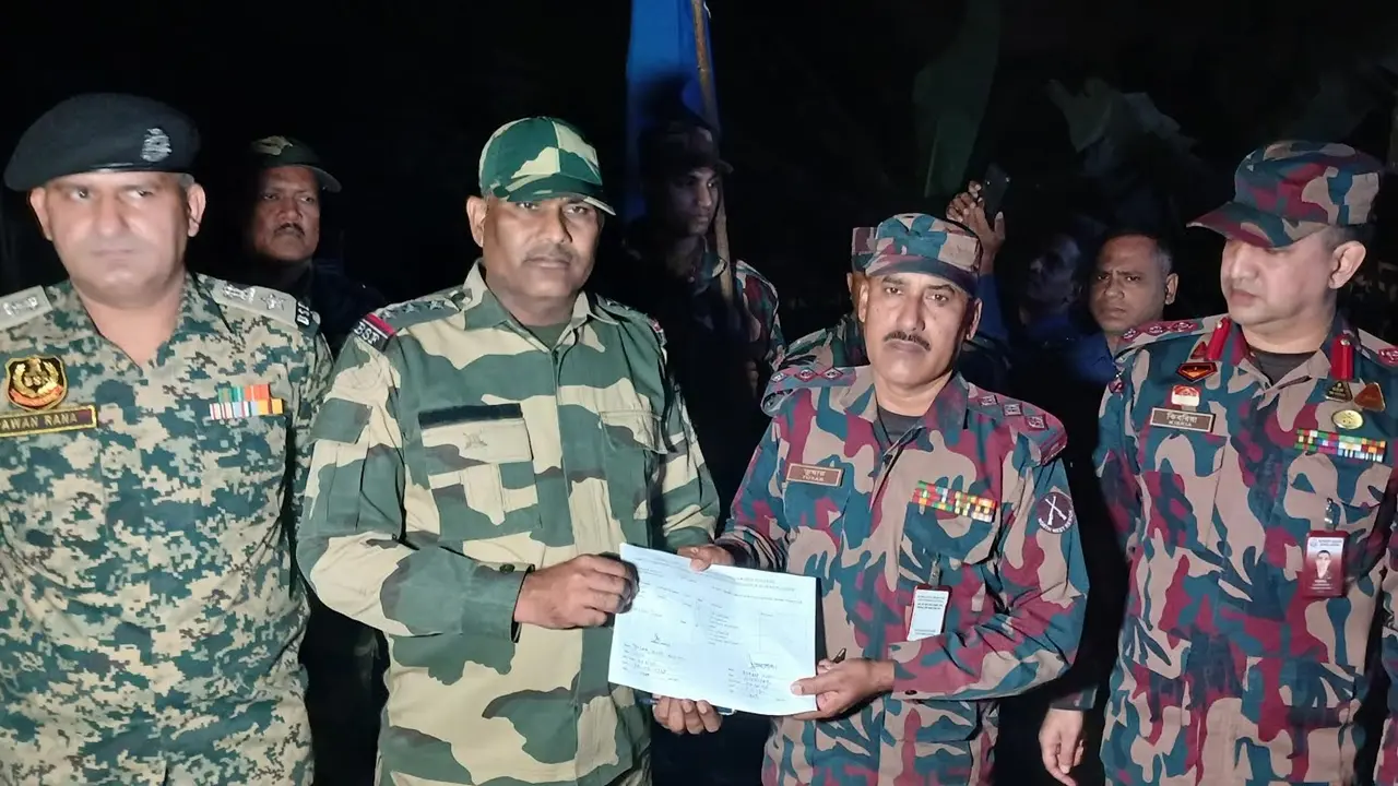 অন্তঃসত্ত্বা মা-ছেলেকে সোনামসজিদ সীমান্ত দিয়ে ভারতে হস্তান্তর