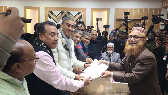 মনোনয়ন জমা দিয়ে খালেদা জিয়ার জন্য দোয়া চাইলেন এ্যানি