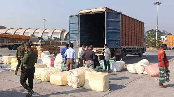 বন্দরে রেখে যাওয়া ভারতীয় ট্রাকে মিলল কোটি টাকার অবৈধ পণ্য