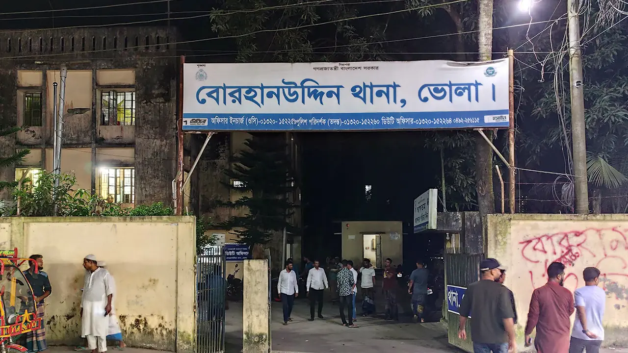 ভোলায় ট্রাক ও সিএনজির মুখোমুখি সংঘর্ষে ৩ জন নিহত