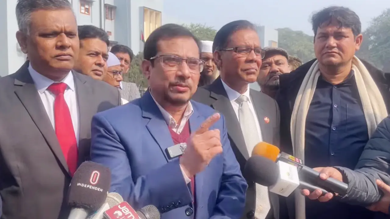 আওয়ামীপন্থি ডিনদের পদত্যাগের ঘটনাকে ‘মব’ দাবি বিএনপিপন্থি শিক্ষকদের