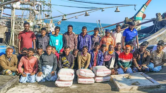 মিয়ানমারে সিমেন্ট পাচারকালে আটক ৩০