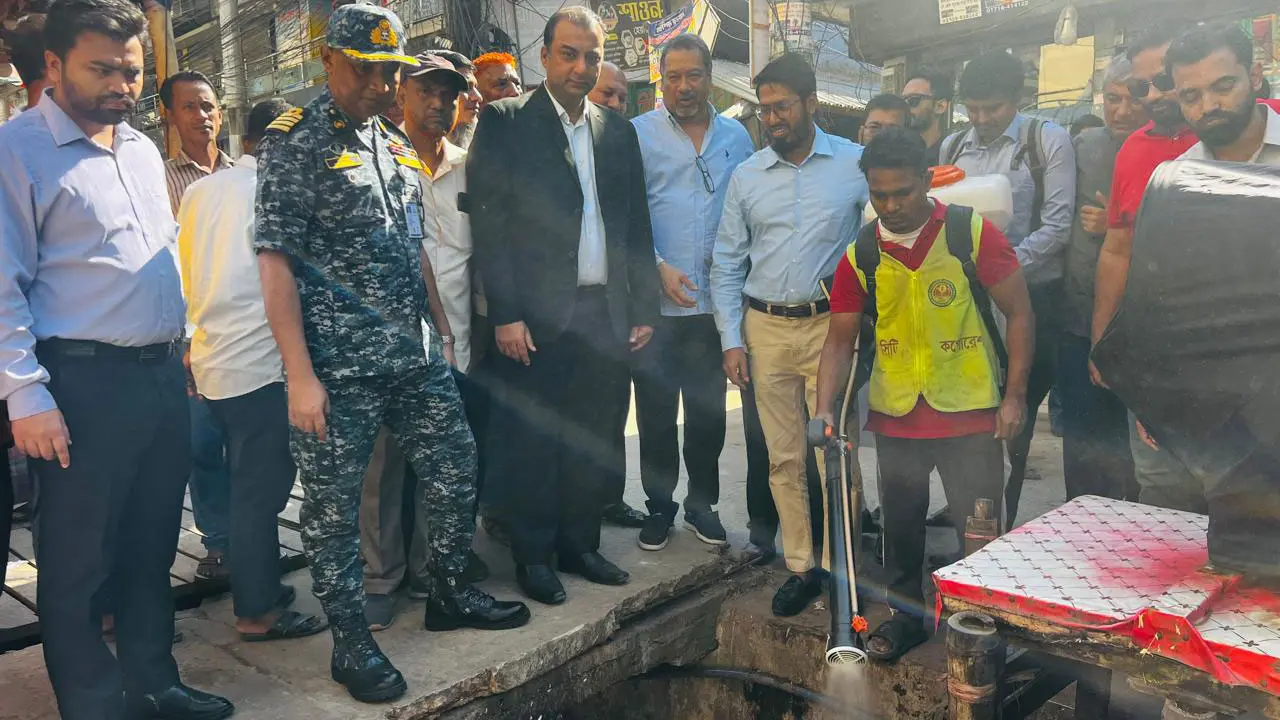 ডেঙ্গু নিয়ন্ত্রণে আমেরিকান লার্ভিসাইড প্রযুক্তি নিয়ে নামল চসিক