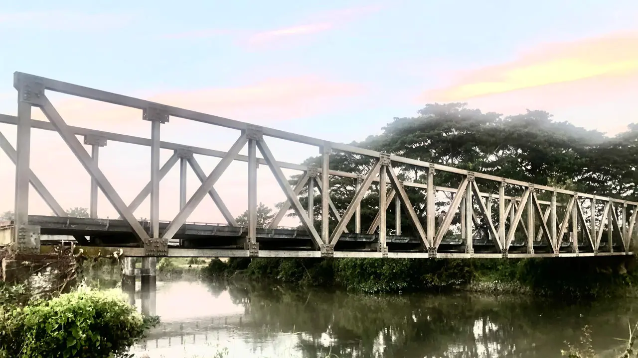 পটিয়ার চাঁনখালী খালের ‘চন্দ্রকলা সেতু’ এখন এক দশকের অভিশাপ