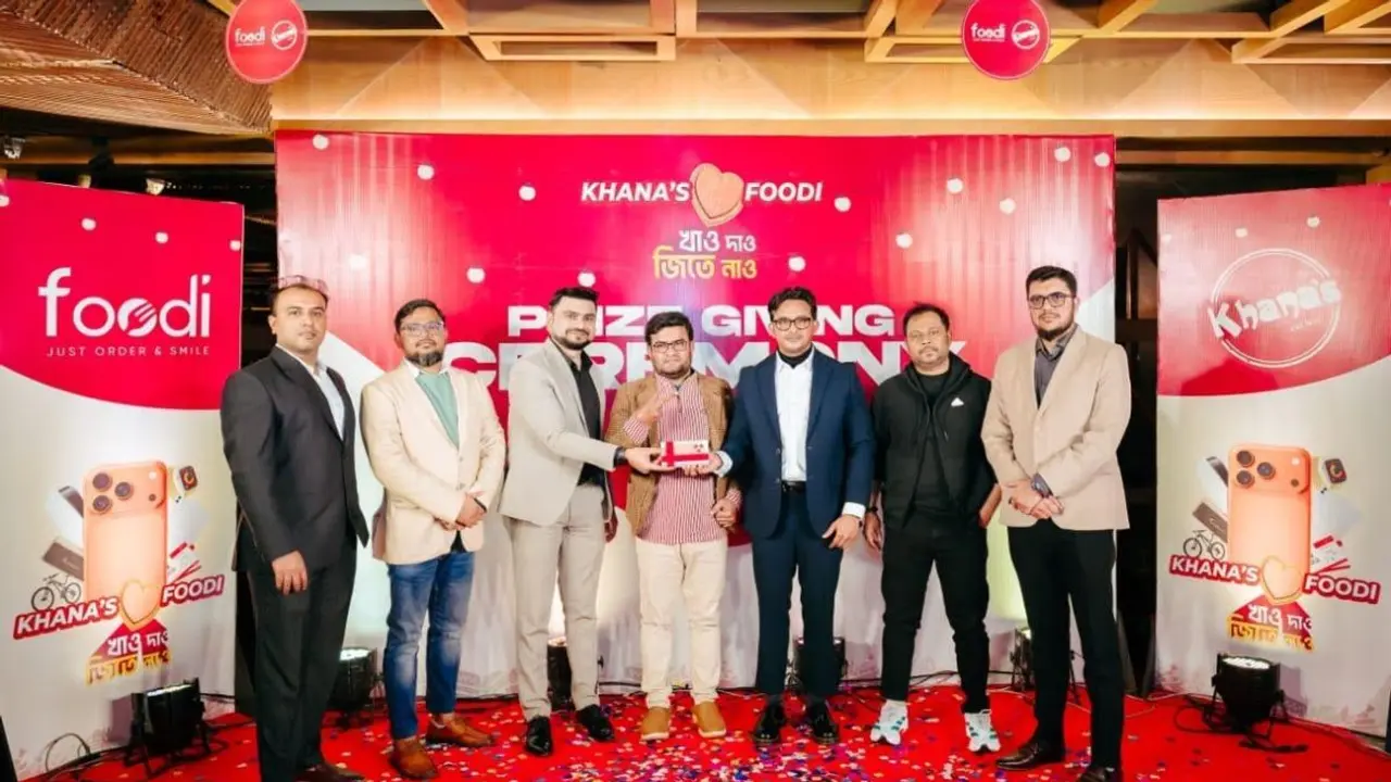 খানা’স ও ফুডির ২ মাসব্যাপী ক্যাম্পেইনের বিজয়ীদের পুরস্কার বিতরণ