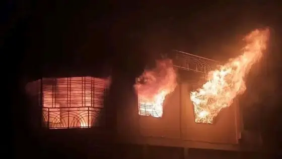 দিনাজপুরে সাবেক নৌ প্রতিমন্ত্রী ও মেয়রের বাড়িতে আগুন