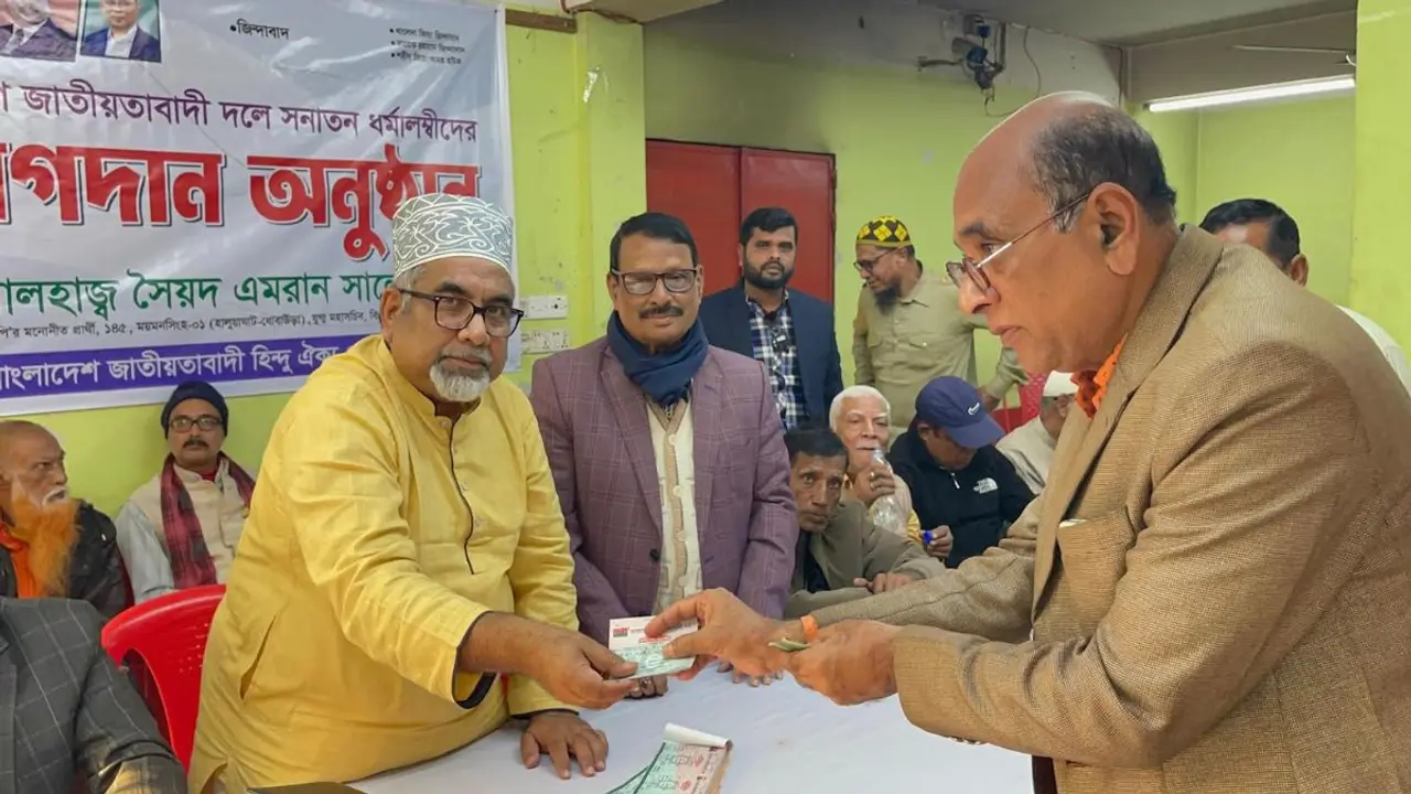 ময়মনসিংহে বিএনপিতে যোগ দিলেন ২ শতাধিক হিন্দু ধর্মাবলম্বী