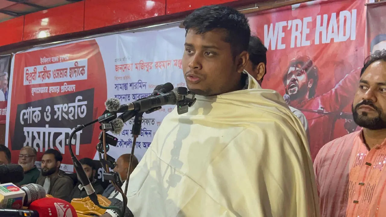 কিছু রাজনৈতিক দল এখন বুলেট বিপ্লবের প্রস্তুতি নিচ্ছে