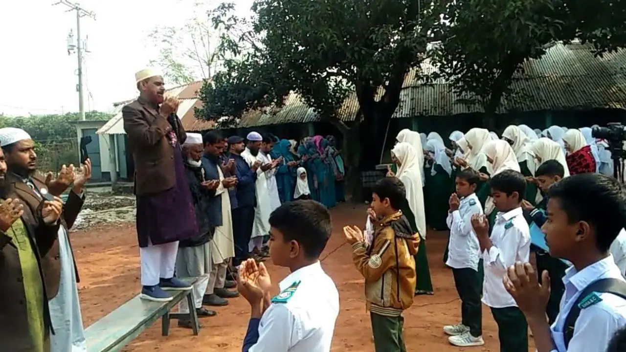 খালেদা জিয়ার সুস্থতা কামনায় দোয়া করলেন জামায়াতের এমপি পদপ্রার্থী