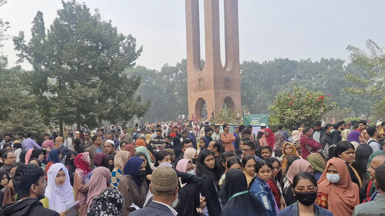 জাবিতে ‘এ’ ইউনিটের ভর্তি পরীক্ষা শুরু, আসন প্রতি লড়ছেন ১৪১ শিক্ষার্থী