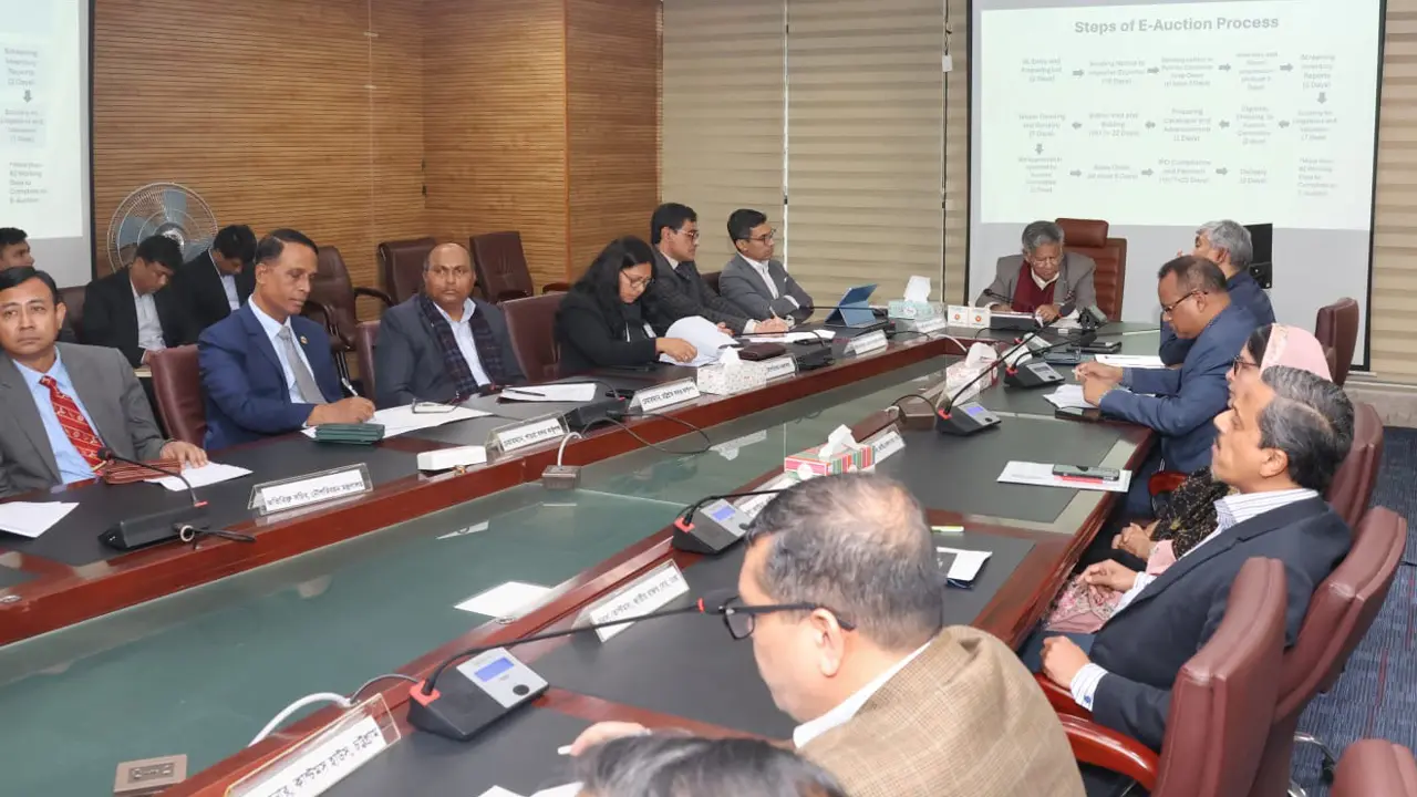 রাজস্ব আহরণে সমুদ্র ও স্থলবন্দর অত্যন্ত গুরুত্বপূর্ণ ভূমিকা পালন করছে