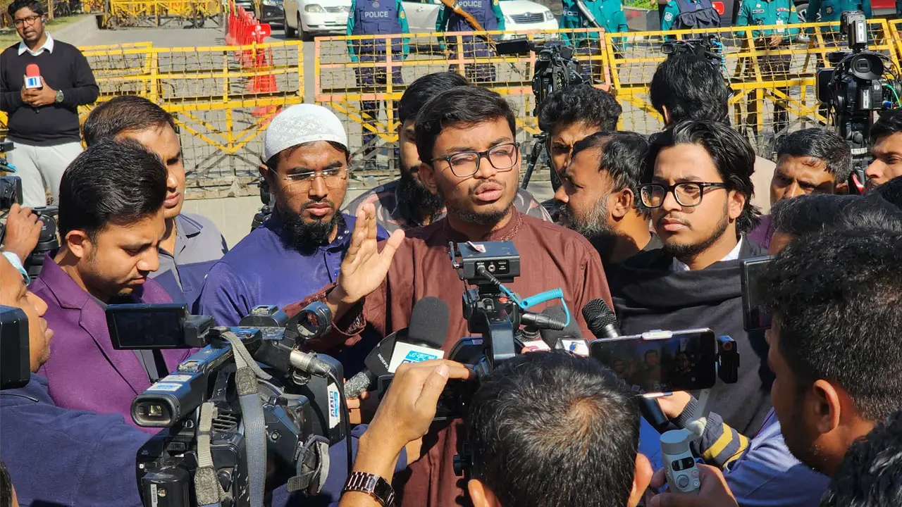‘স্বরাষ্ট্র উপদেষ্টাকে পদত্যাগ করিয়ে আমরা ঘরে ফিরবো’
