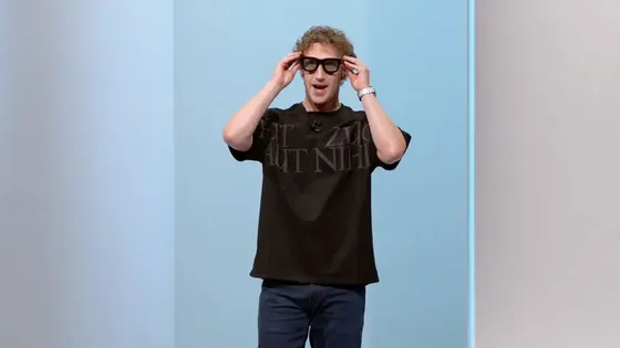 মেটার ‘ফিনিক্স’ মিক্সড রিয়েলিটি চশমার উদ্বোধন পেছাল