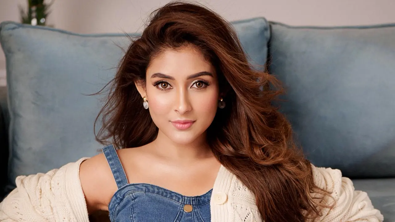 এই গল্প আপনার মনকে উষ্ণ রাখবে : মেহজাবীন