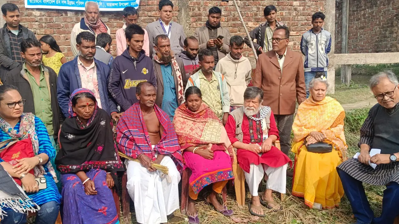 নিহত দীপু দাসের পরিবারের পাশে ১৮ সদস‍্যের মানবাধিকার দল, ন্যায়বিচার দাবি