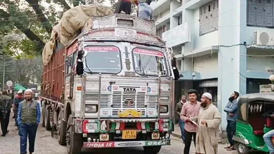 ভারতীয় পেঁয়াজ আমদানি শুরু, কমে যাচ্ছে দাম