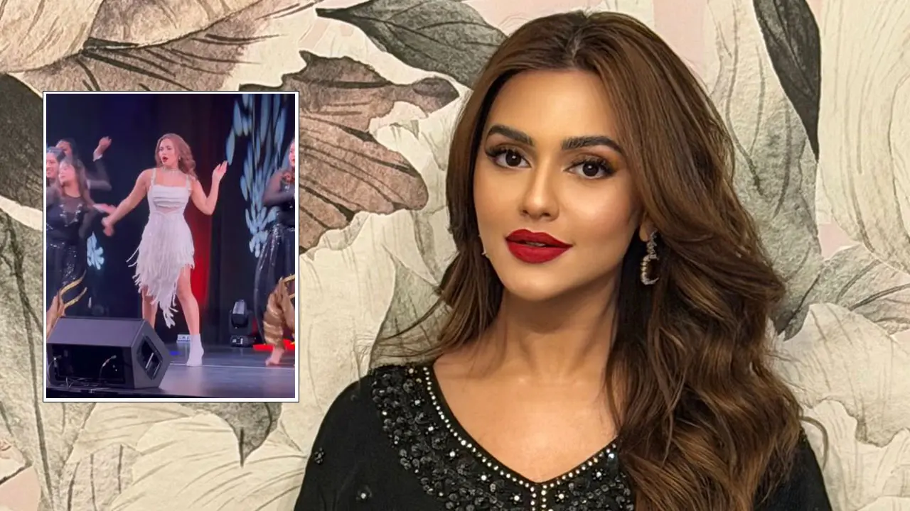 কানাডার মঞ্চে ঝড় তুললেন নুসরাত ফারিয়া!