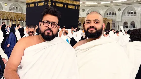 ওমরাহ-তে গিয়ে ছেলেকে দেখেই কাঁদলেন ওমর সানী
