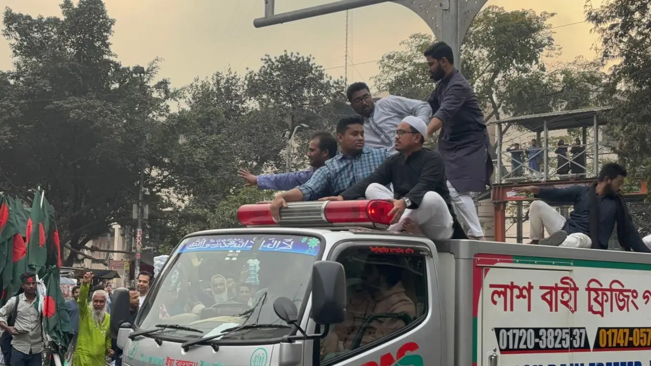 ‘হাদি ভাই, আমাদের রেখে একা কোথায় চলে যাচ্ছো..!’