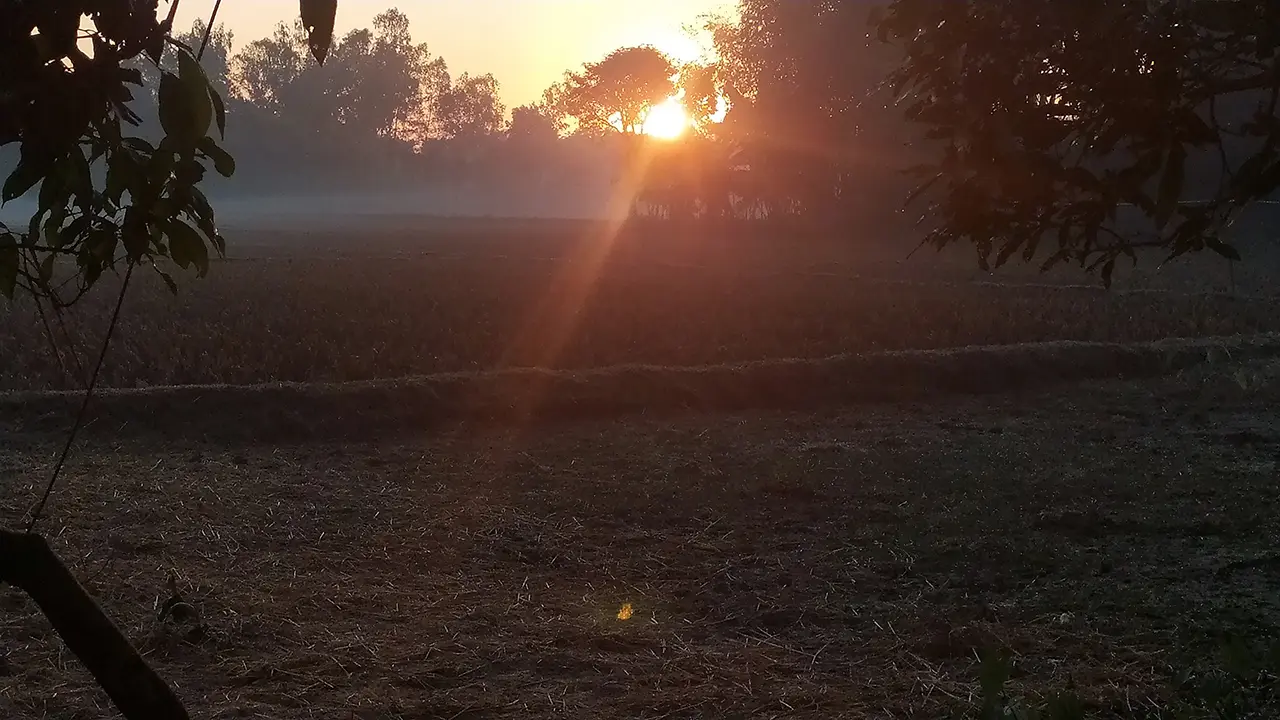 মৃদু শৈত্যপ্রবাহে কাঁপছে তেঁতুলিয়া